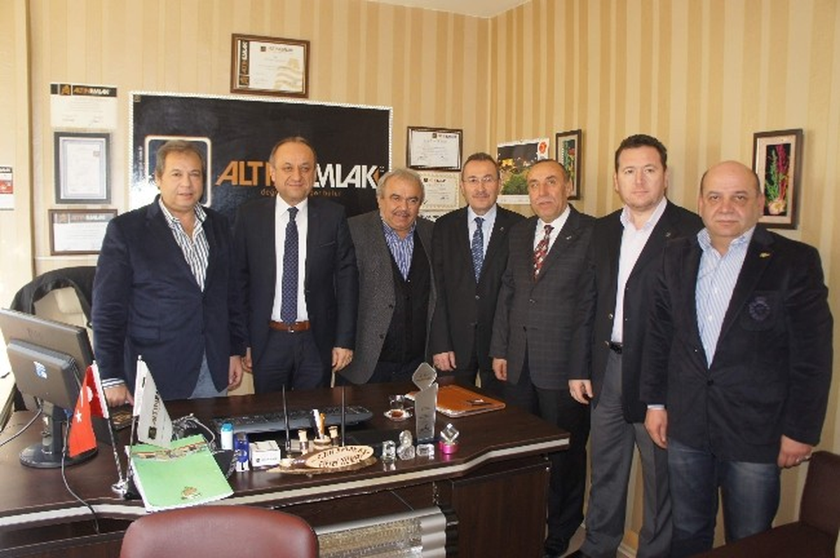 Babaş, Tiyatro Sanatçısı İlyas İlbey ile Görüştü