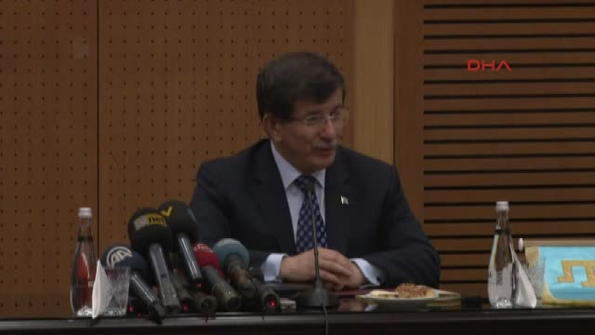 Bakan Davutoğlu, Kırım Dernekleri Temsilcileriyle Görüştü