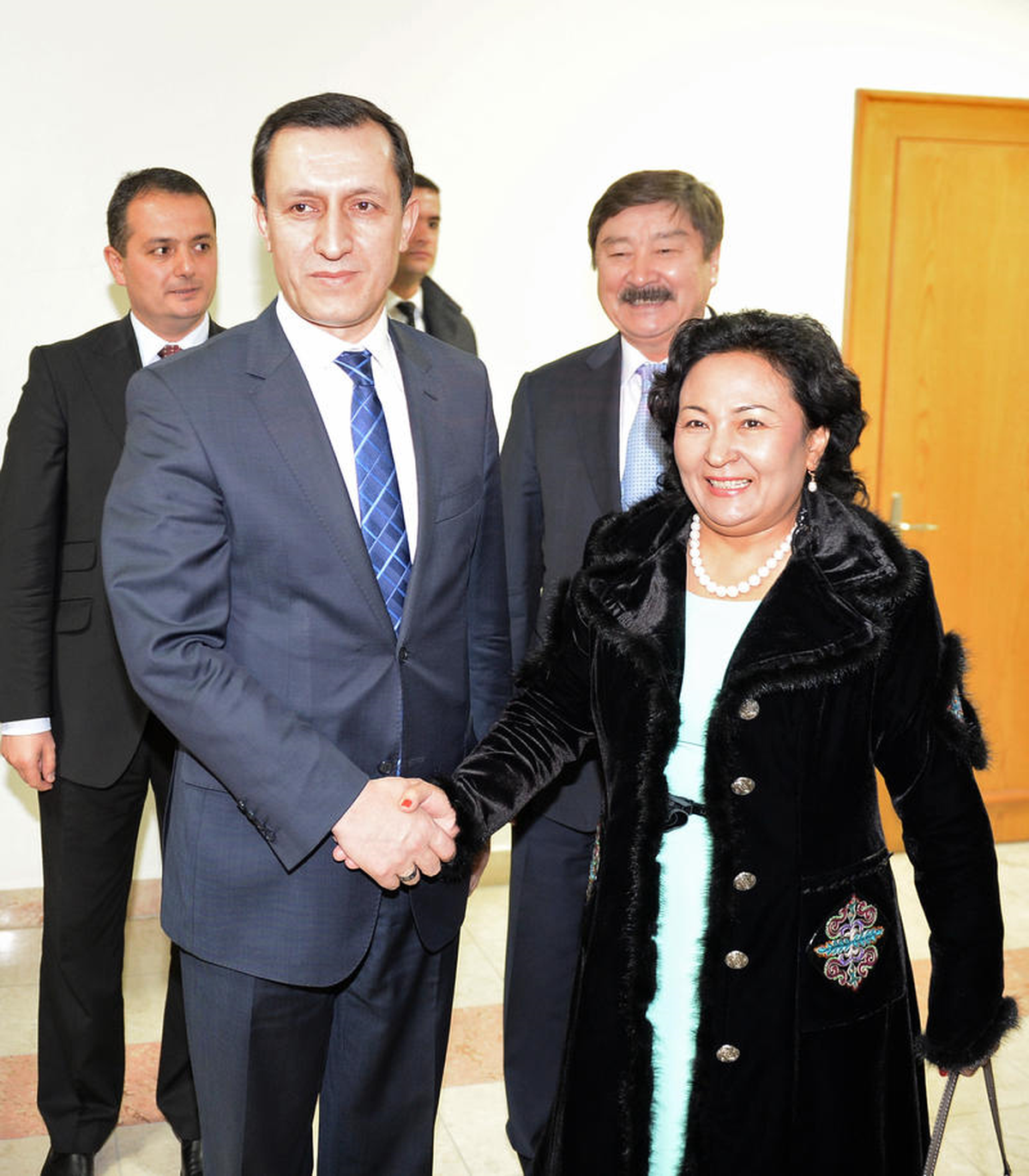 Başbakan Yardımcısı İşler, Taliyeva ile Görüştü