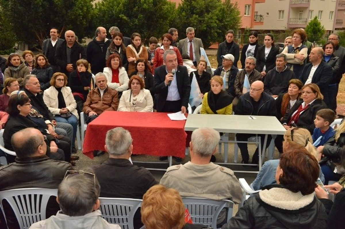 Başkan Böcek Gürsu Mahallesi Sakinlerini ile Bir Araya Geldi