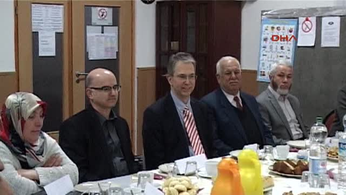 Belediye Başkanı Camiyi Ziyaret Etti