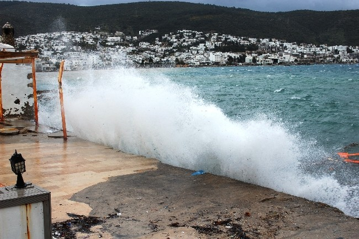 Bodrum\'da Fırtına