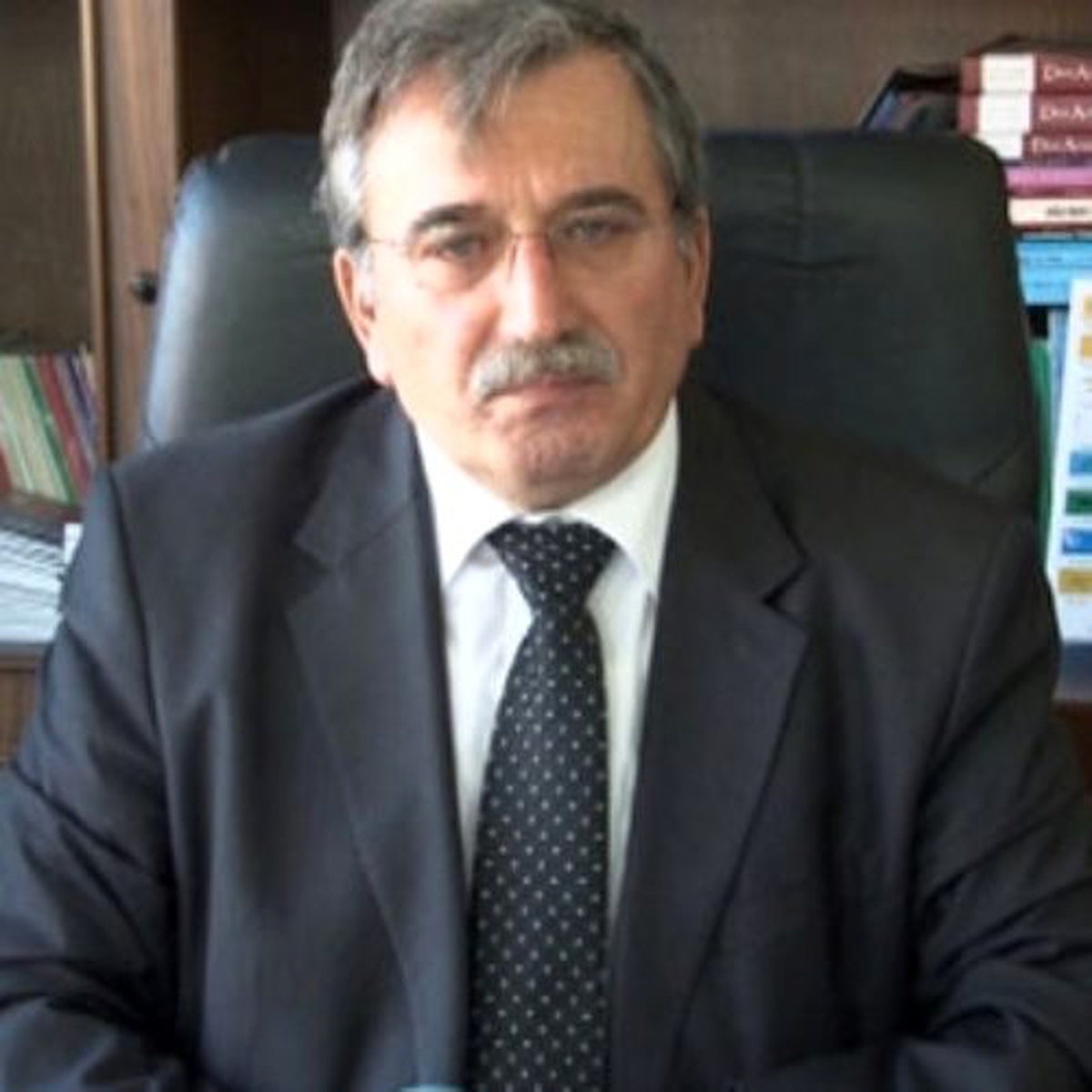 Hanefi Bostan: "Meb ve Üniversiteler Siyasi Tahakküm Altına Alınıyor"