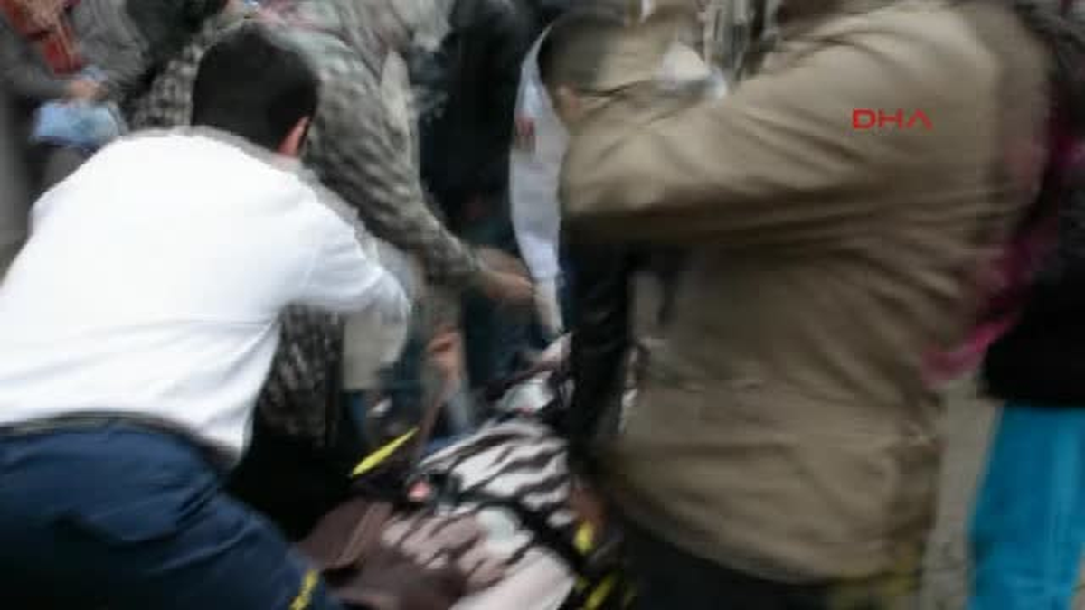 Cenazede Gözyaşları Sel Oldu