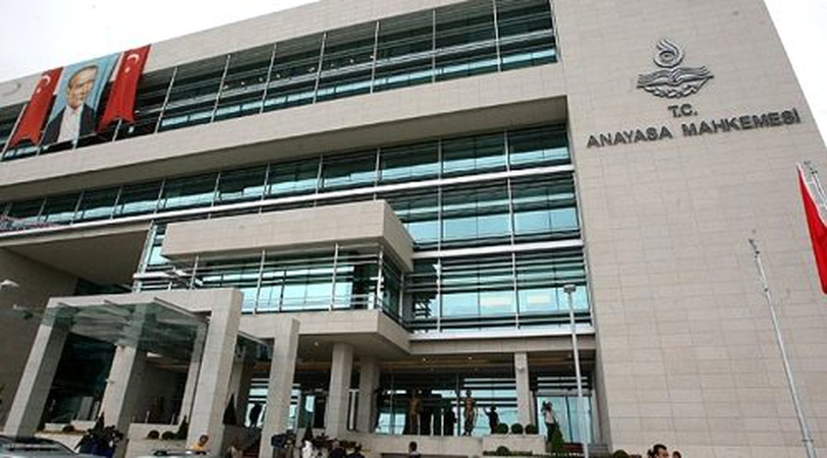 CHP Anayasa Mahkemesine Yeniden Başvurdu