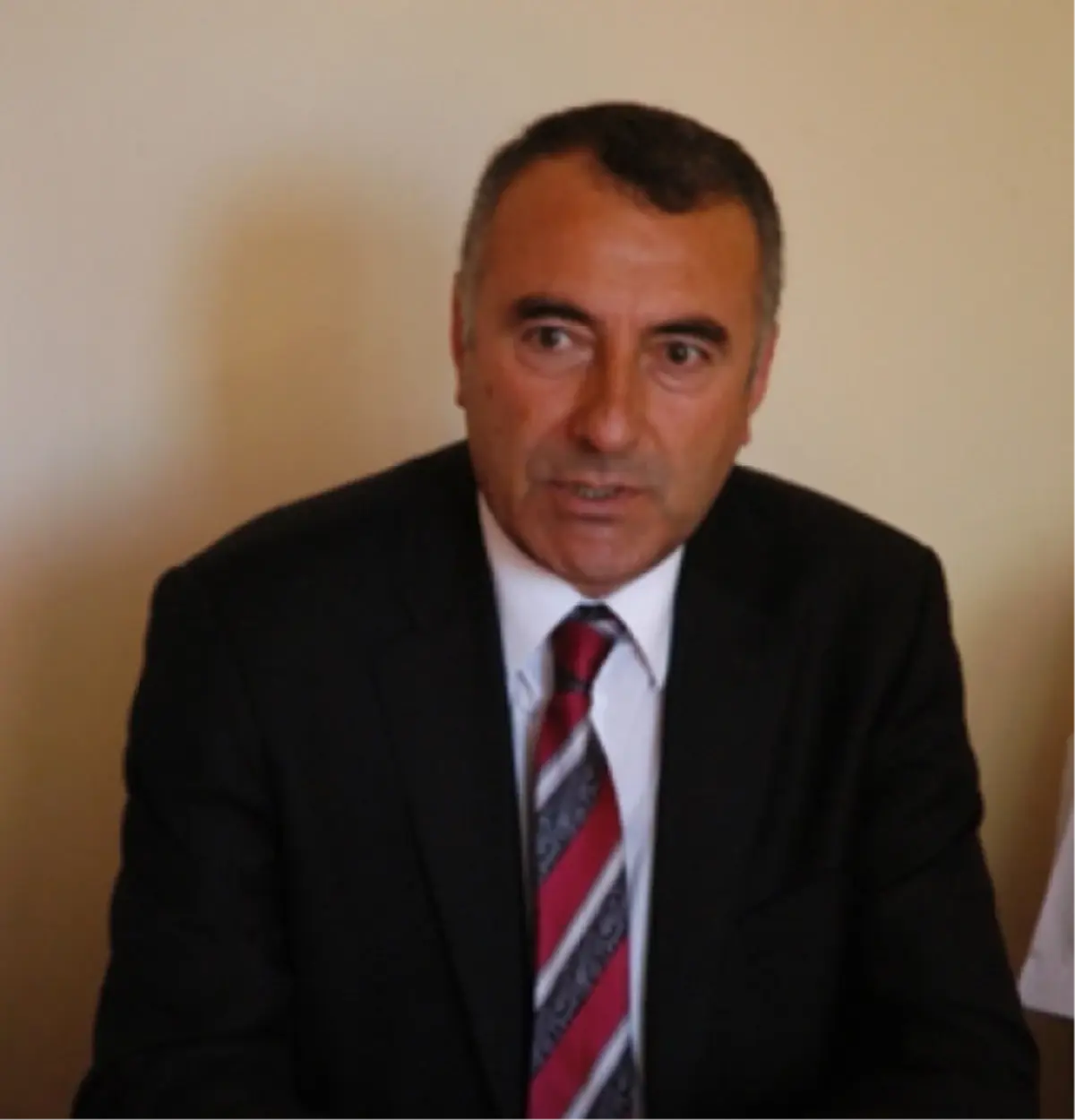 CHP'li Yaşar Hükümeti Eleştirdi