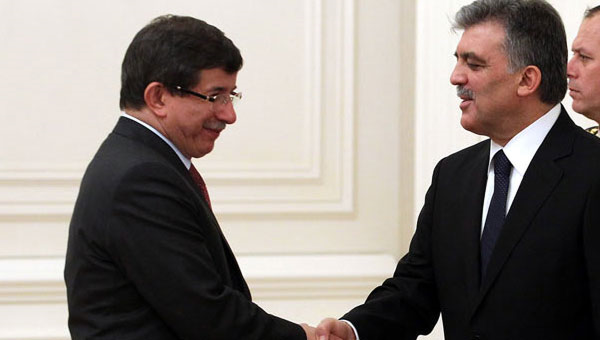 Cumhurbaşkanı Gül, Bakan Davutoğlu\'nu Kabul Etti