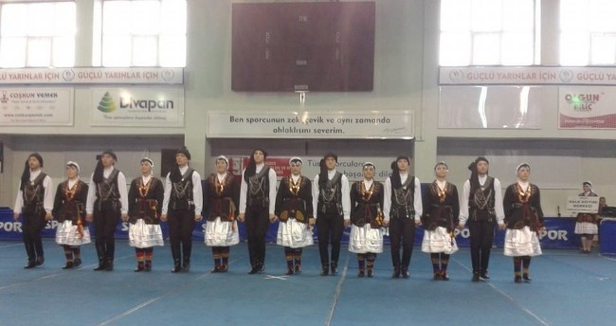 Düzce Halk Oyunları İl Birinciliği Yapıldı