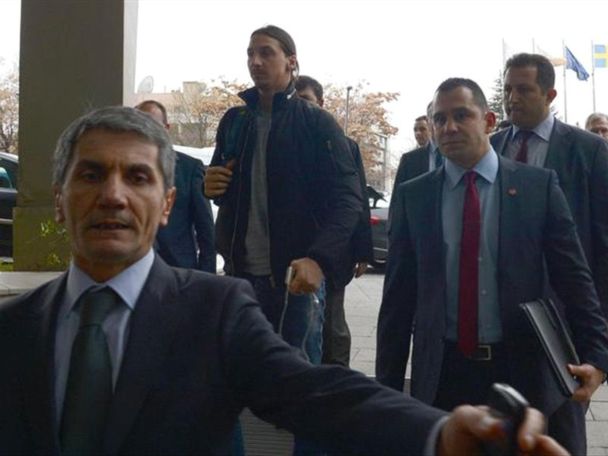 Ibrahimovic Ankara\'ya Ayak Bastı