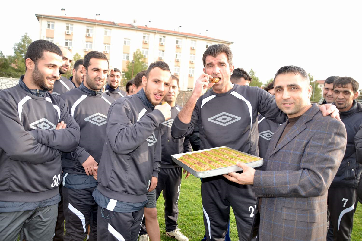 İl Genel Meclis Adayı\'ndan Siirt Spor\'a Ziyaret