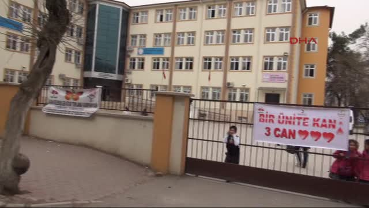 Gaziantep\'te İlkokul Öğrencisinden Kan Bağışı Kampanyası