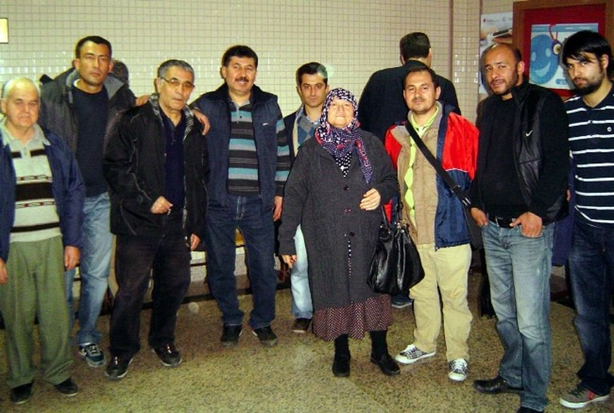 İşitme Engelli Vatandaş 127 İşitme Engelliyi Dolandırdı