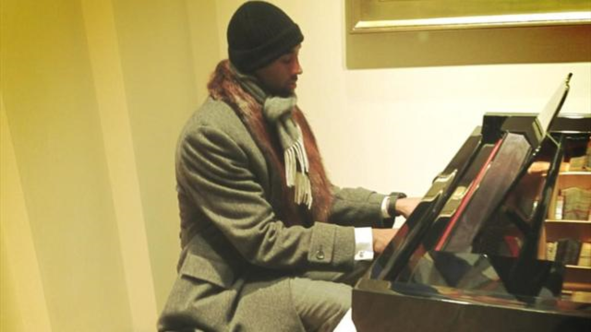 Kobe Bryant Piyano Tasarladı