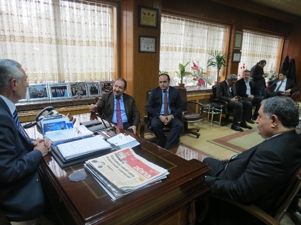 Milletvekili Öz\'den Esnaf Kuruluşlarına Ziyaret