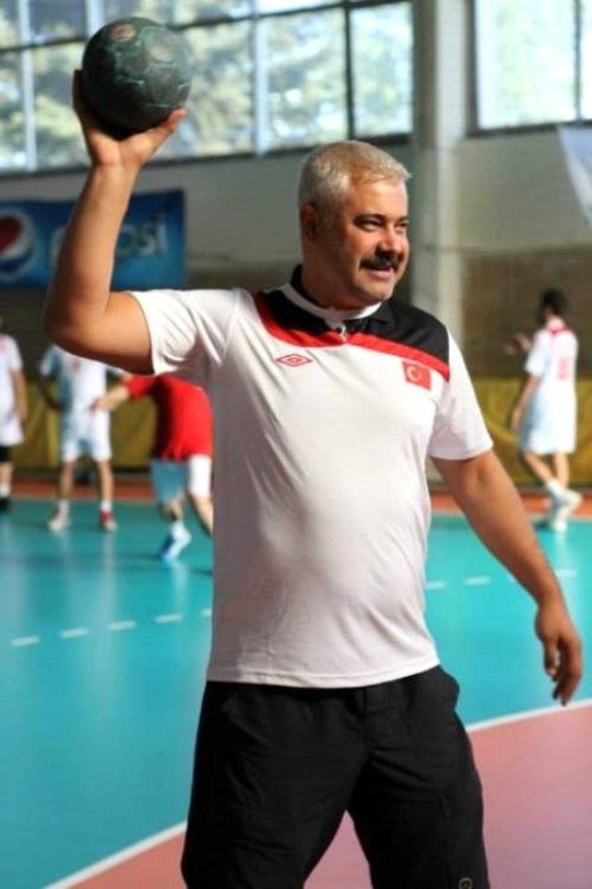 Önder Acar: Kırım İçin Eyleme Hazır Olun