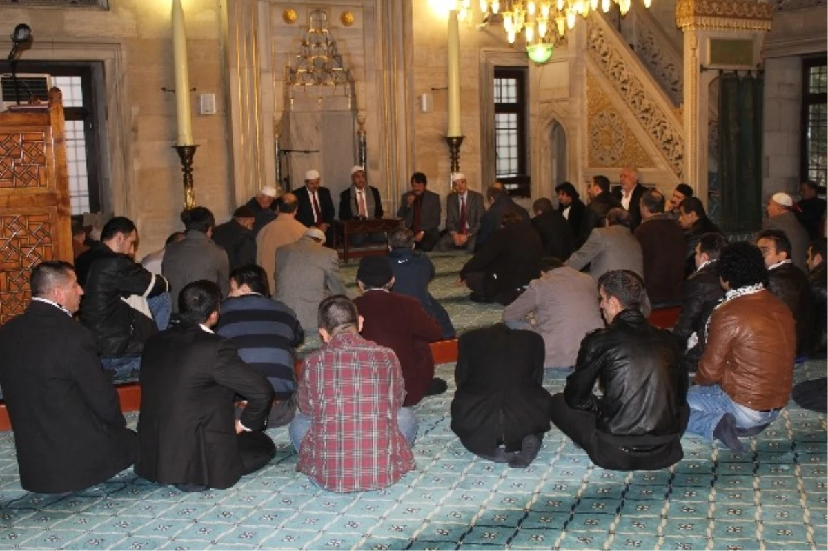 Müslüm Gürses İçin Şişli Camii\'nde Mevlit Okutuldu