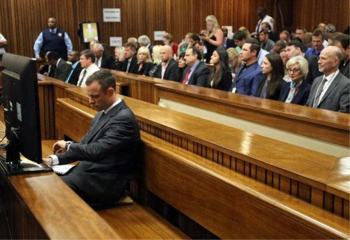 Pistorius Cinayet Suçlamasını Yine Reddetti