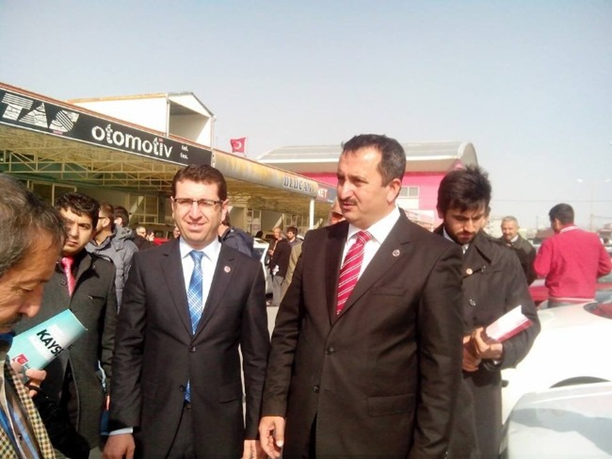 Saadet Partisi, Oto Galericiler Sitesi\'ni Ziyaret Etti