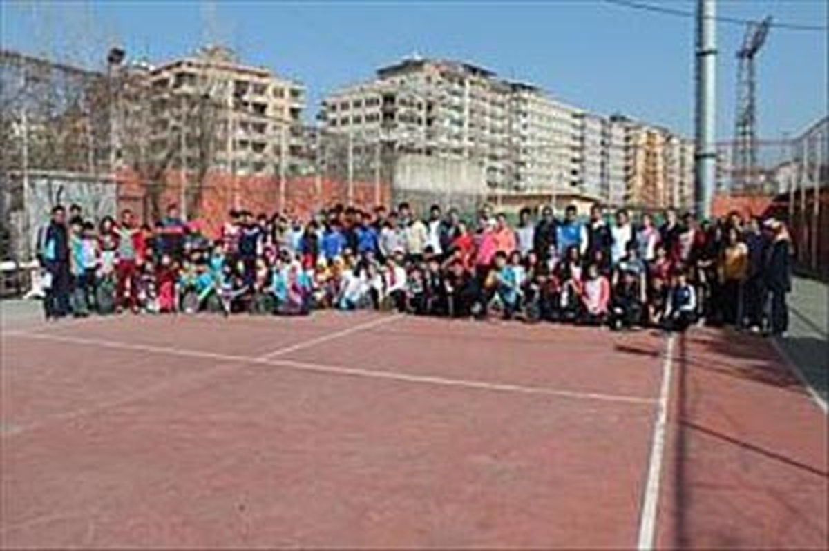 Tenis İl Şampiyonası Start Aldı