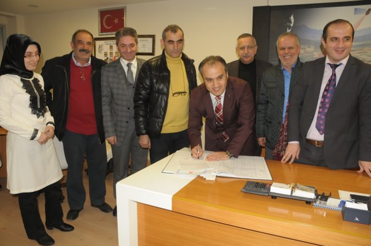 Türkiye\'nin İlk Mobilya İhtisas OSB\'sinde İlk Tapu