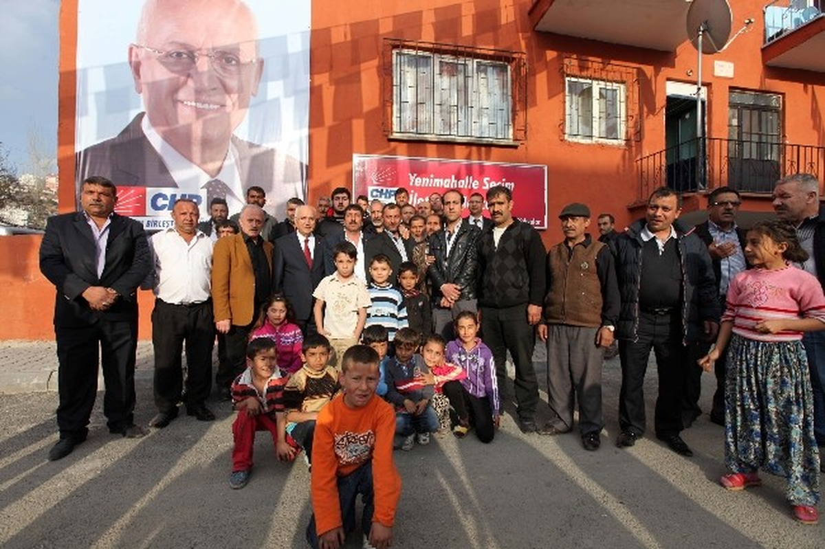 Yaşar\'a Roman Desteği