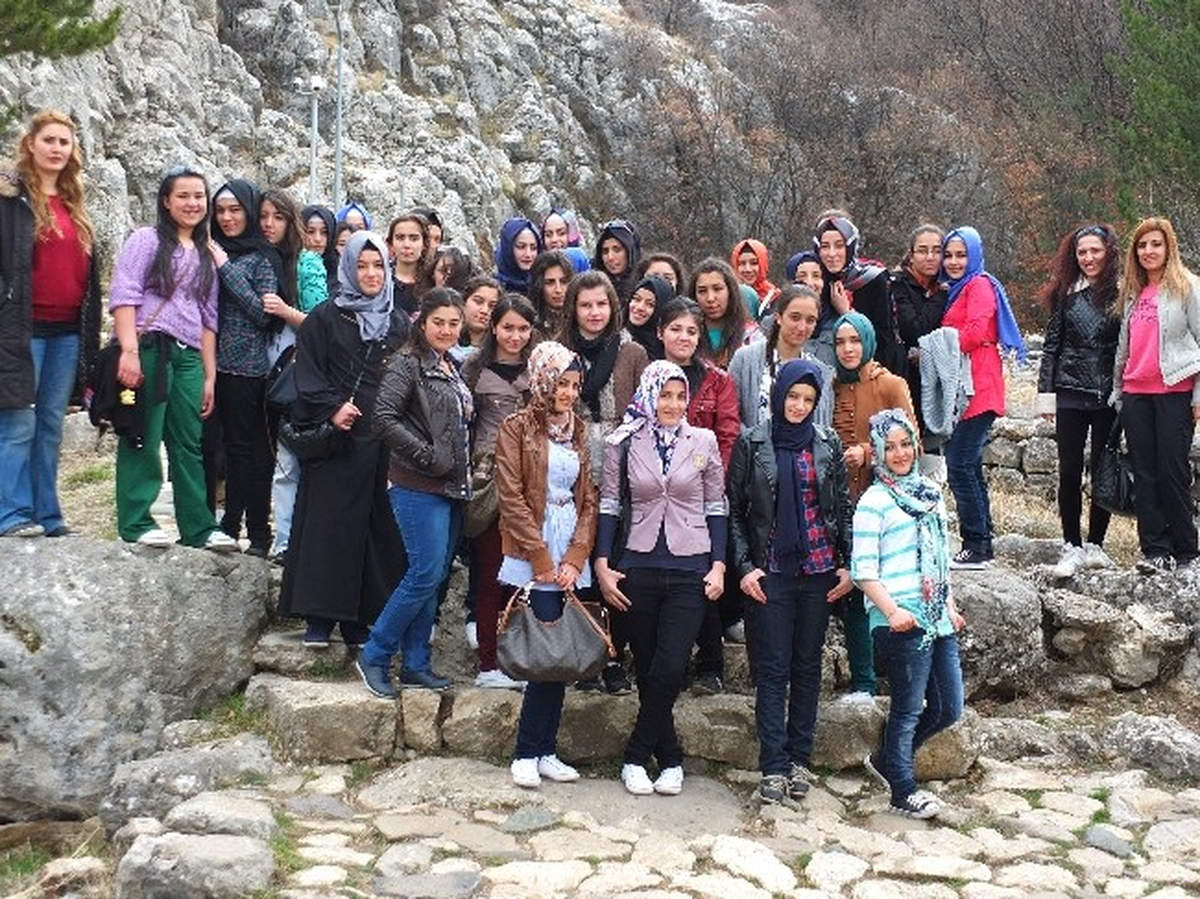 Yozgatlı Gençler "Seyyah Bizim İller Projesiyle" Yozgat ve Çevre İlleri Tanıyor