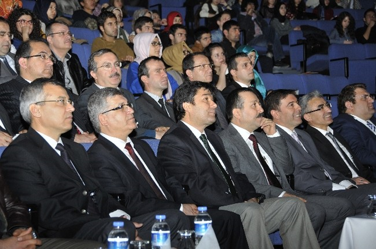 Yurtiçi ve Yurtdışı Eğitim Programları Selçuk\'ta Tanıtıldı