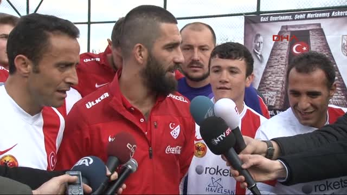 A Milli Takım\'dan Gazilere Ziyaret