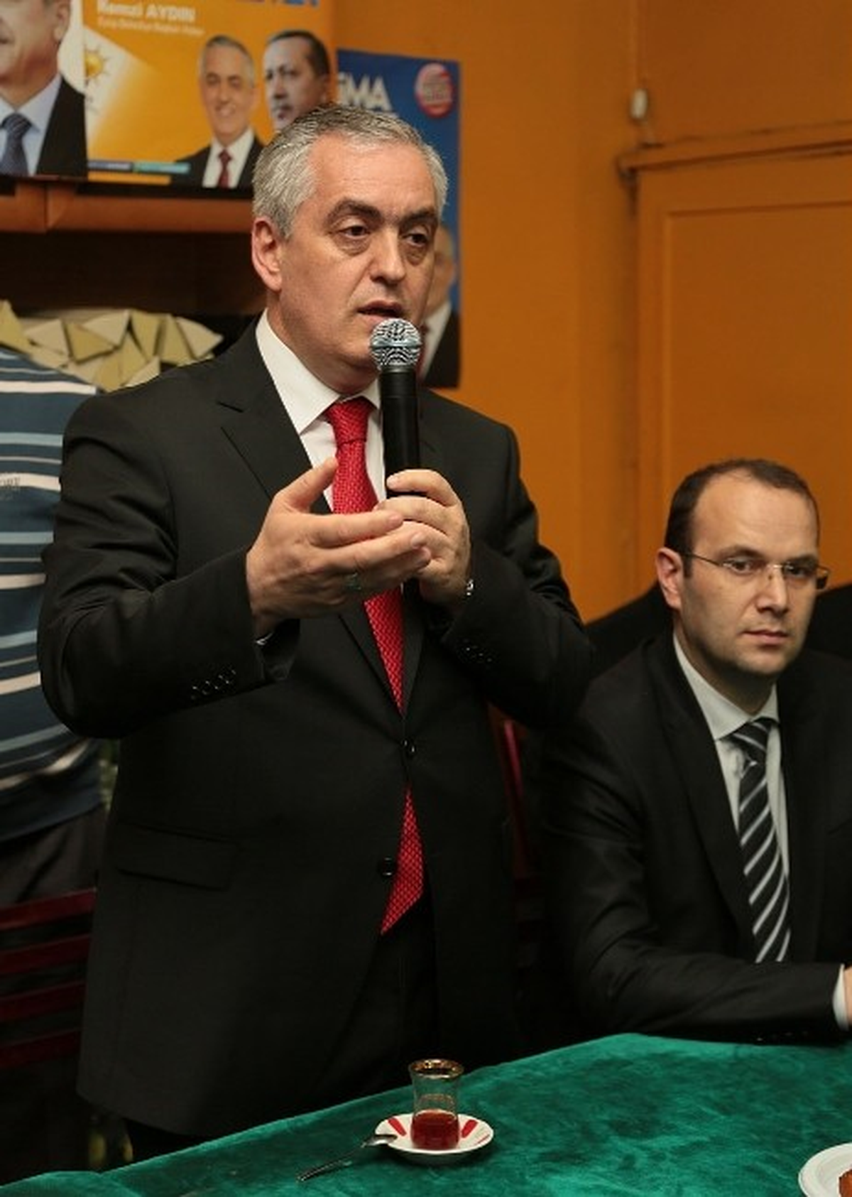Ak Partili Remzi Aydın: "Eyüp\'te Eğitim Sorununu Çözdük"