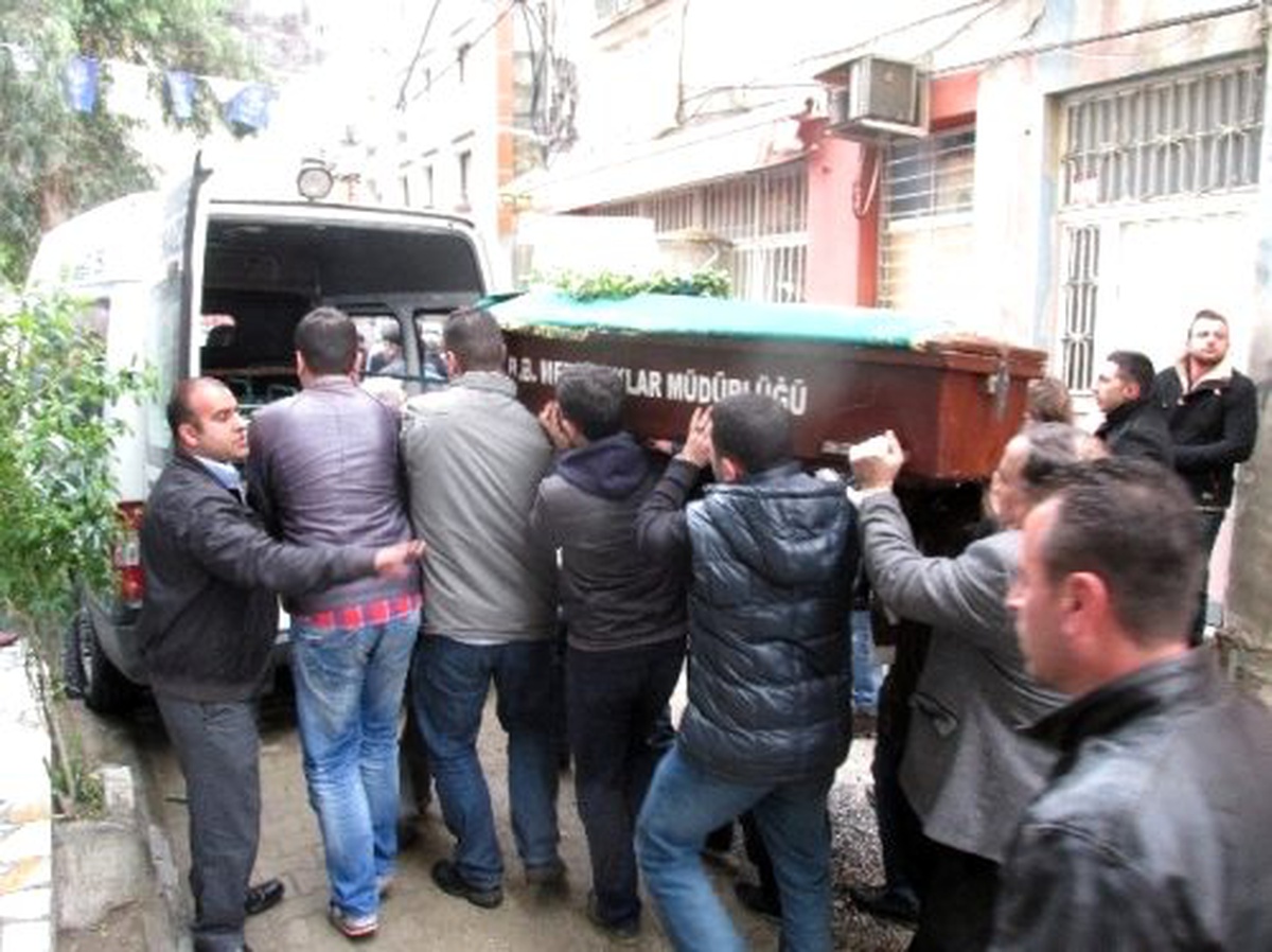Bornova\'da Pusu: 1 Ölü (3)