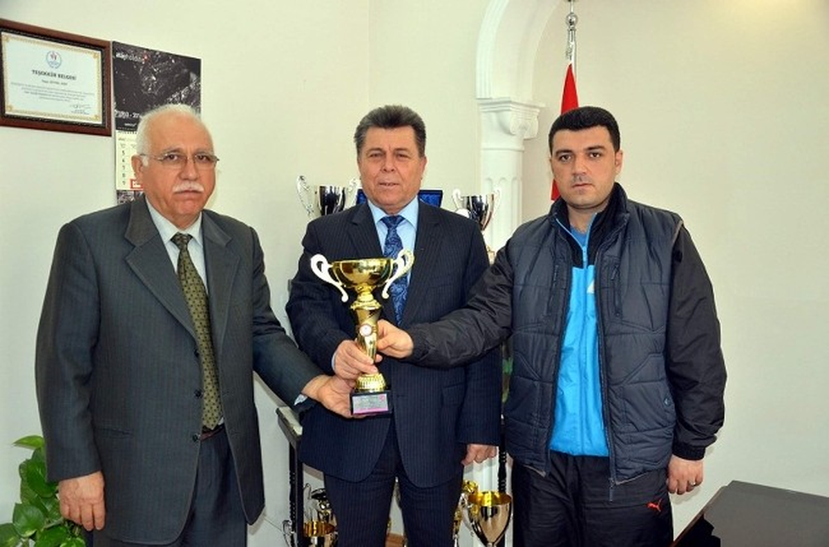 Aydın Erkekler Hentbolda Yarı Finale Yükseldi