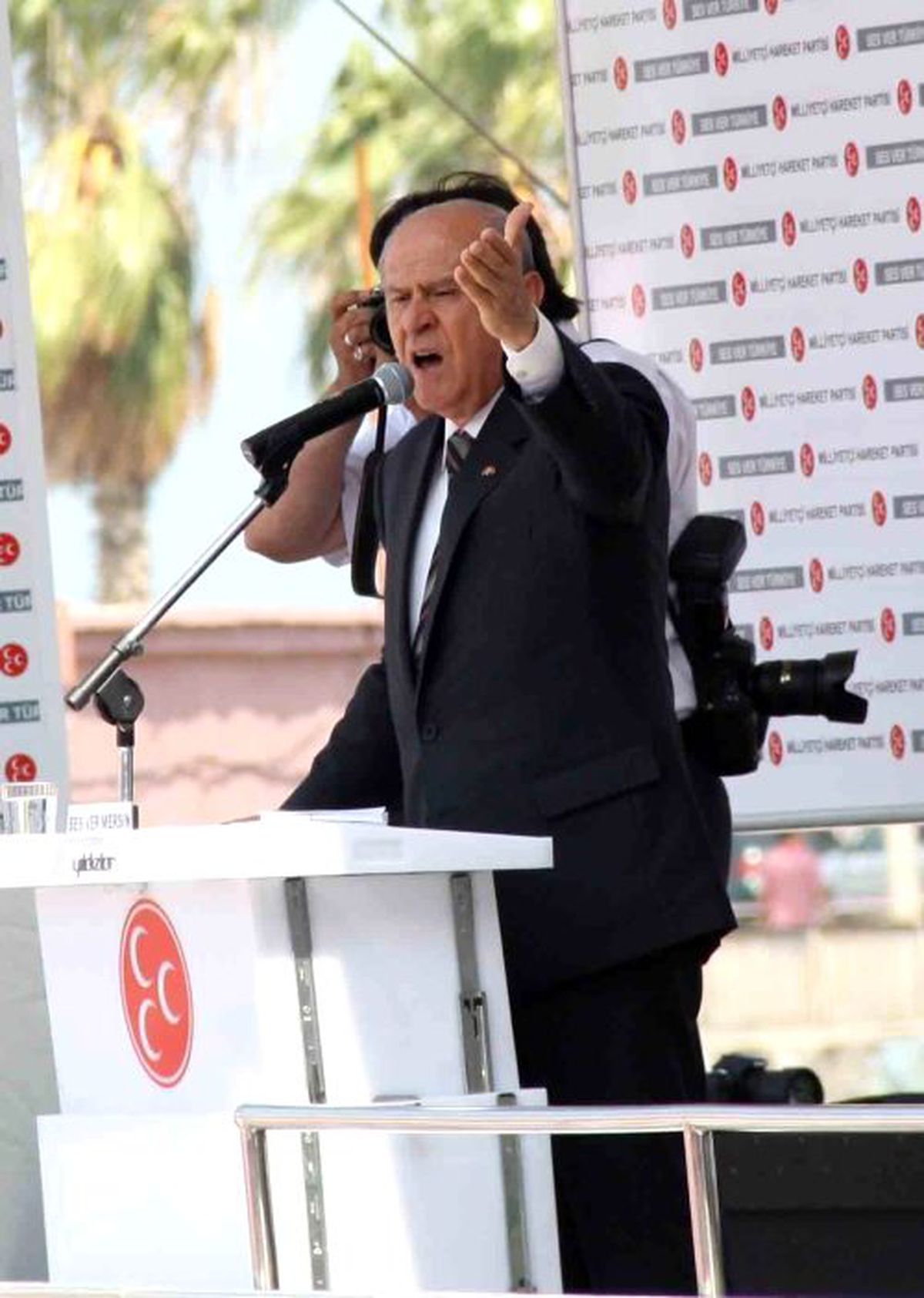 Başbakan Erdoğan (2/son): MHP Laf Milliyetçisi