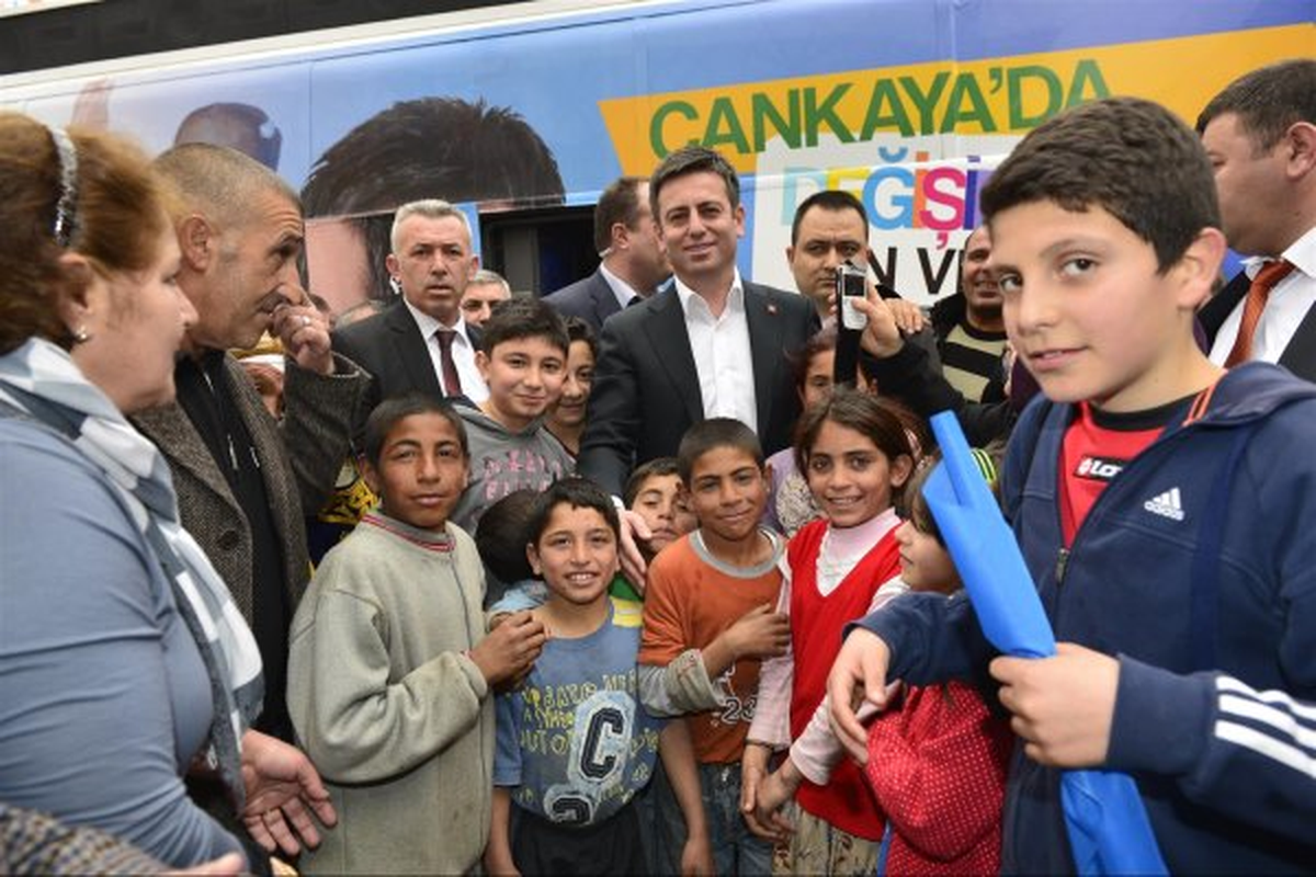 Barış Aydın, \'Belediyecilik Anayasasını\' Açıklıyor