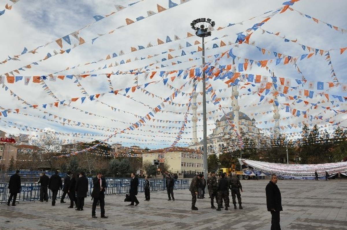 Erdoğan\'ın Kırıkkale Mitingi İçin Hazırlıklar Tamamlandı