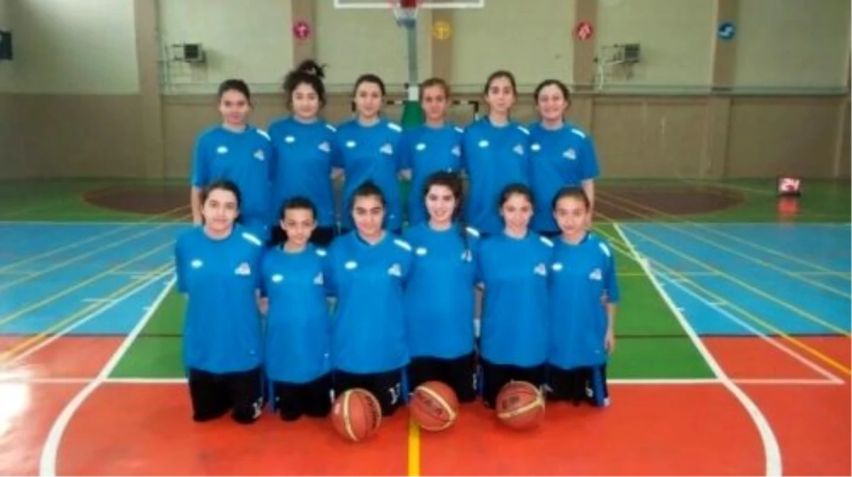 Trabzon Kız Basketbol Takımı Şampiyon Oldu