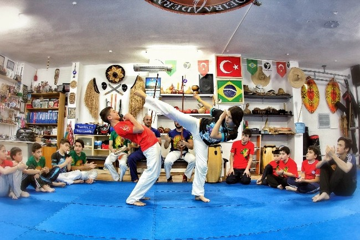 Capoeira Örnek Olmaya Devam Ediyor.