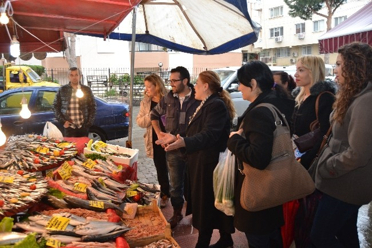 DSP\'li Kayacan: Balçova\'nın Pazaryeri Çilesi Bitecek
