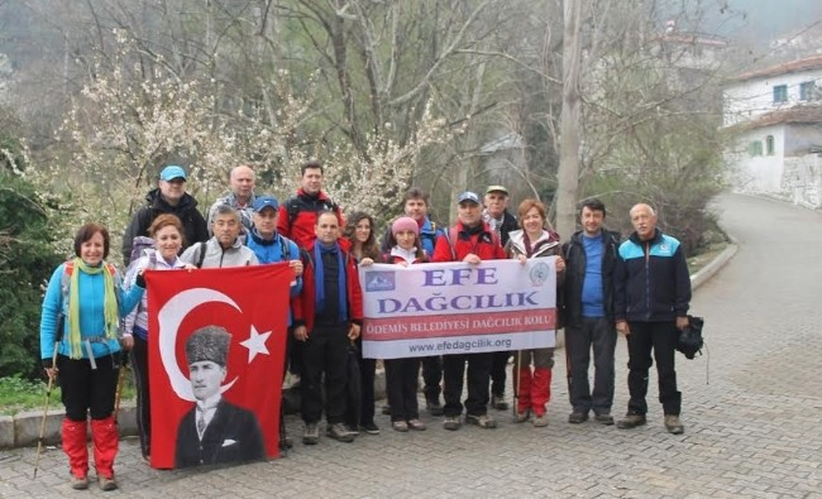 Efe Dağcılık Yağmur Çamur Dinlemedi