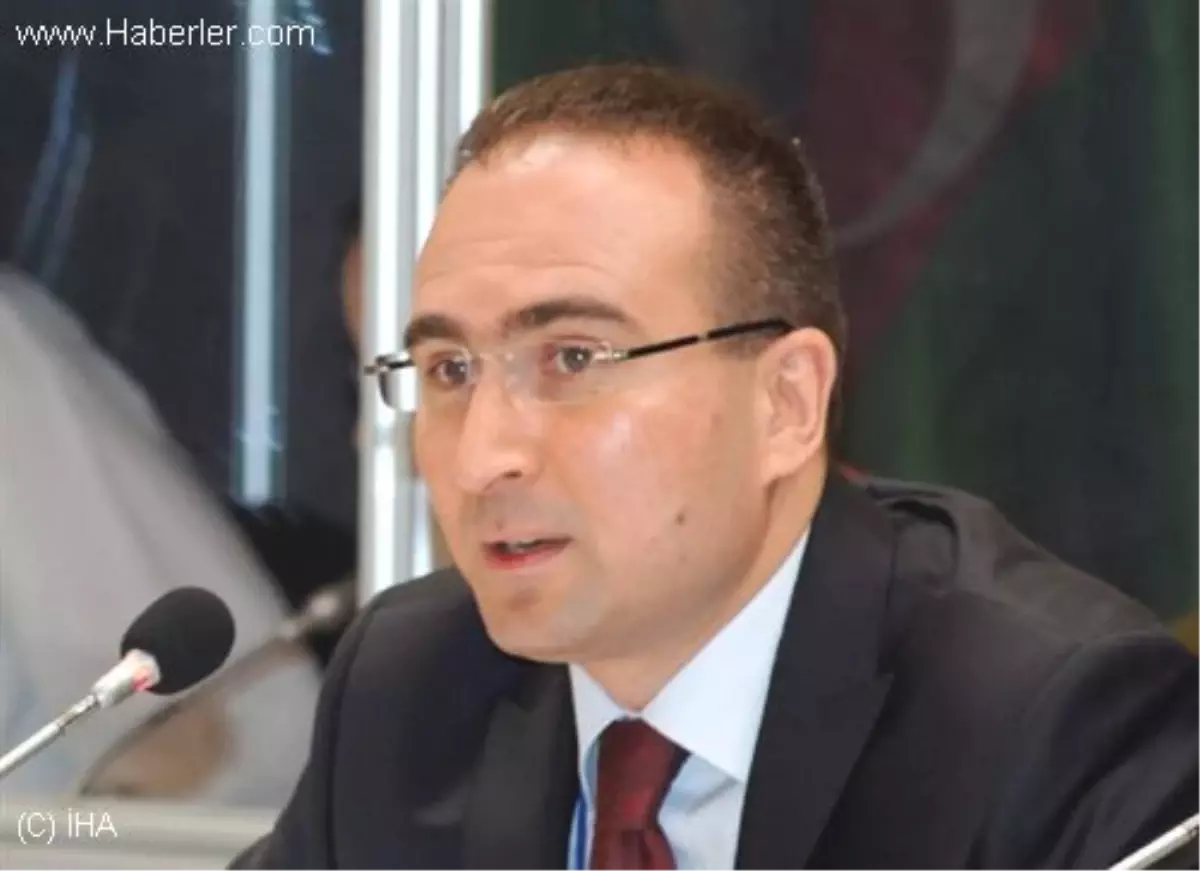 Eren: 'Kırım Tatarları Azınlık Durumuna Düşürüldü'