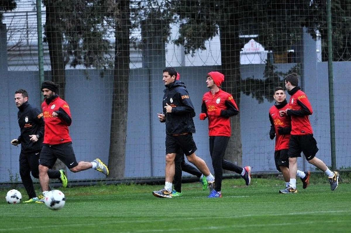 Galatasaray, Akhisar Belediyespor Maçı Hazırlıklarını Sürdürüyor