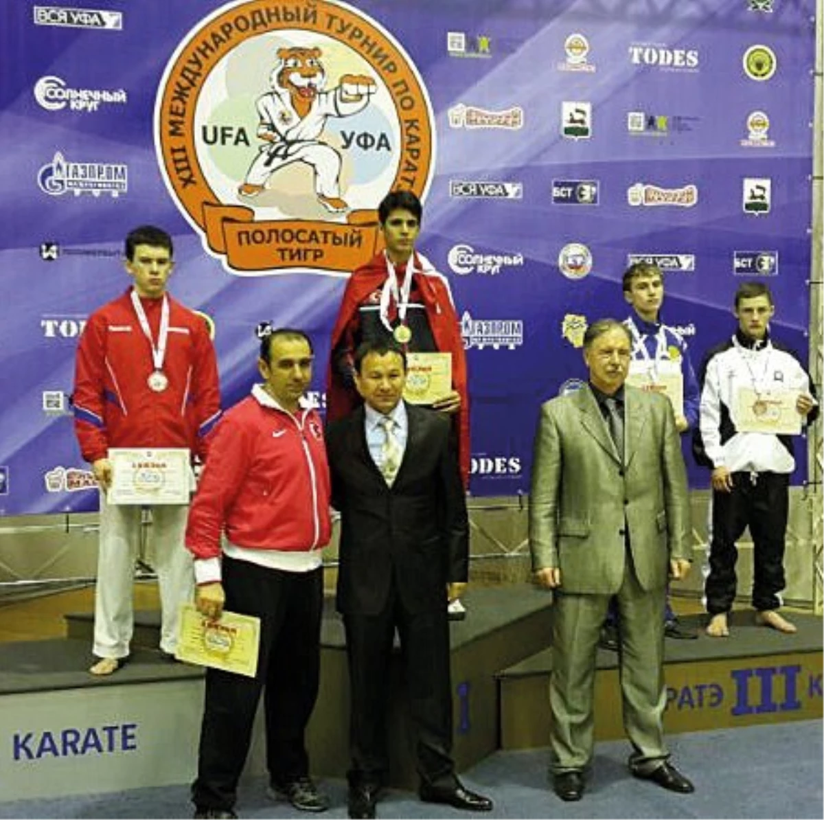 UFA Open Karate Turnuvası\'nda Milliler 9 Madalya Kazandı