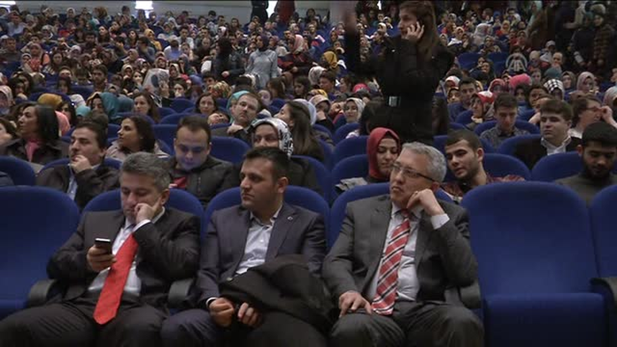 "Her Şeyden Önce Allah\'a ve Peygambere Aidiyetmiz Var"