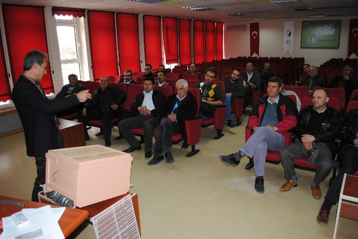 Karaman\'da Arı Yetiştiriciliği Kursları Devam Ediyor