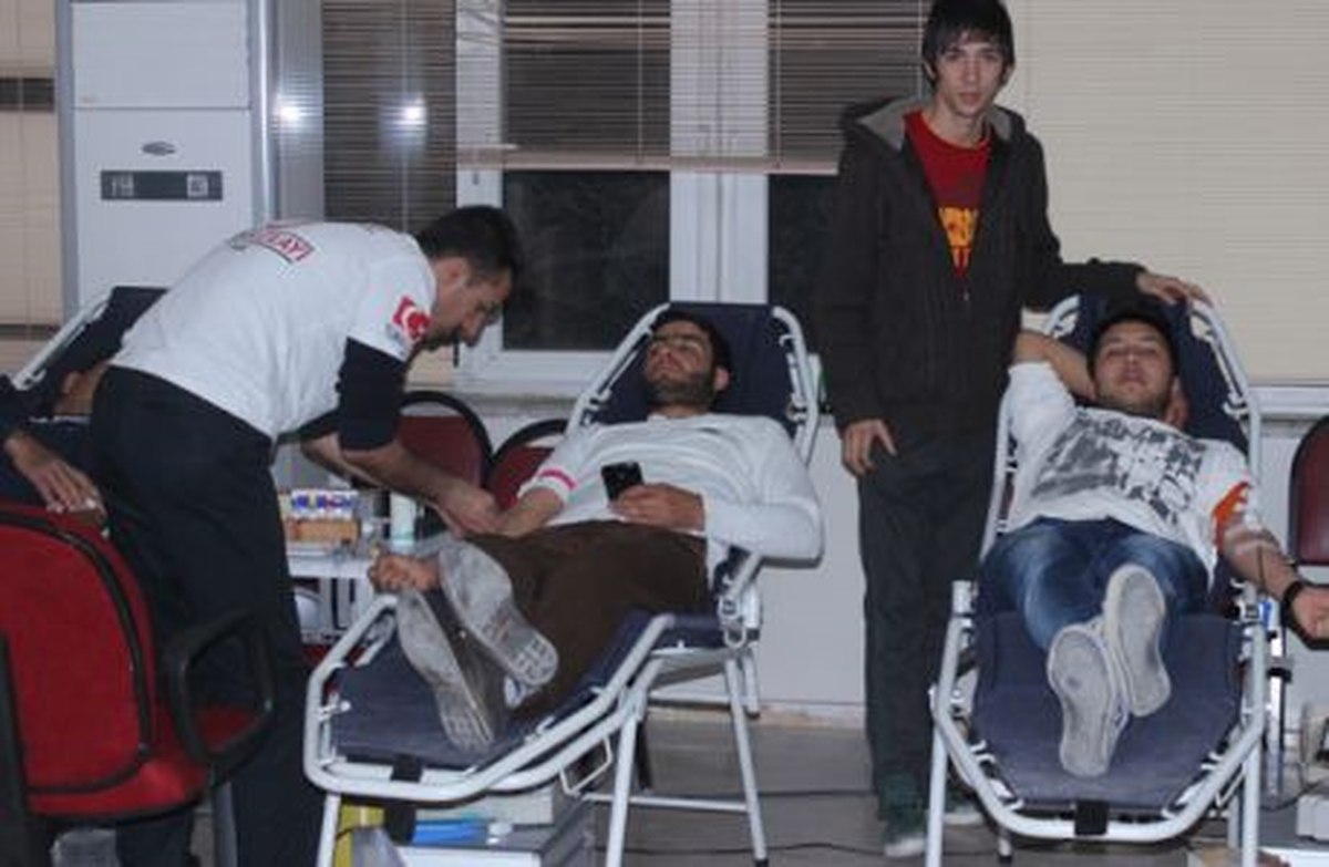 Karapınar\'da Kan Bağışı Kampanyasına Büyük İlgi