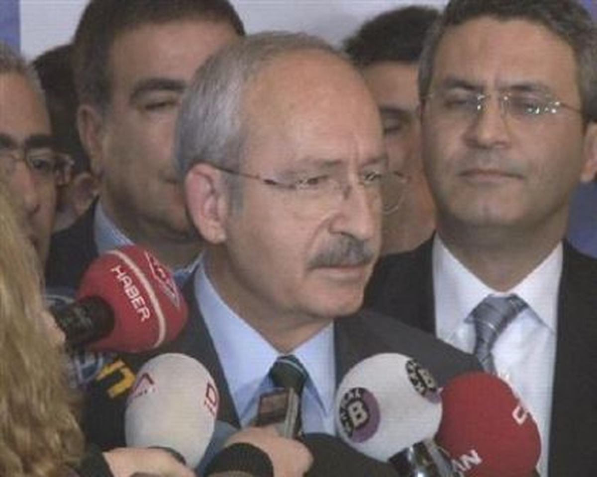 Kılıçdaroğlu, gazetecilerin sorularını yanıtladı -
