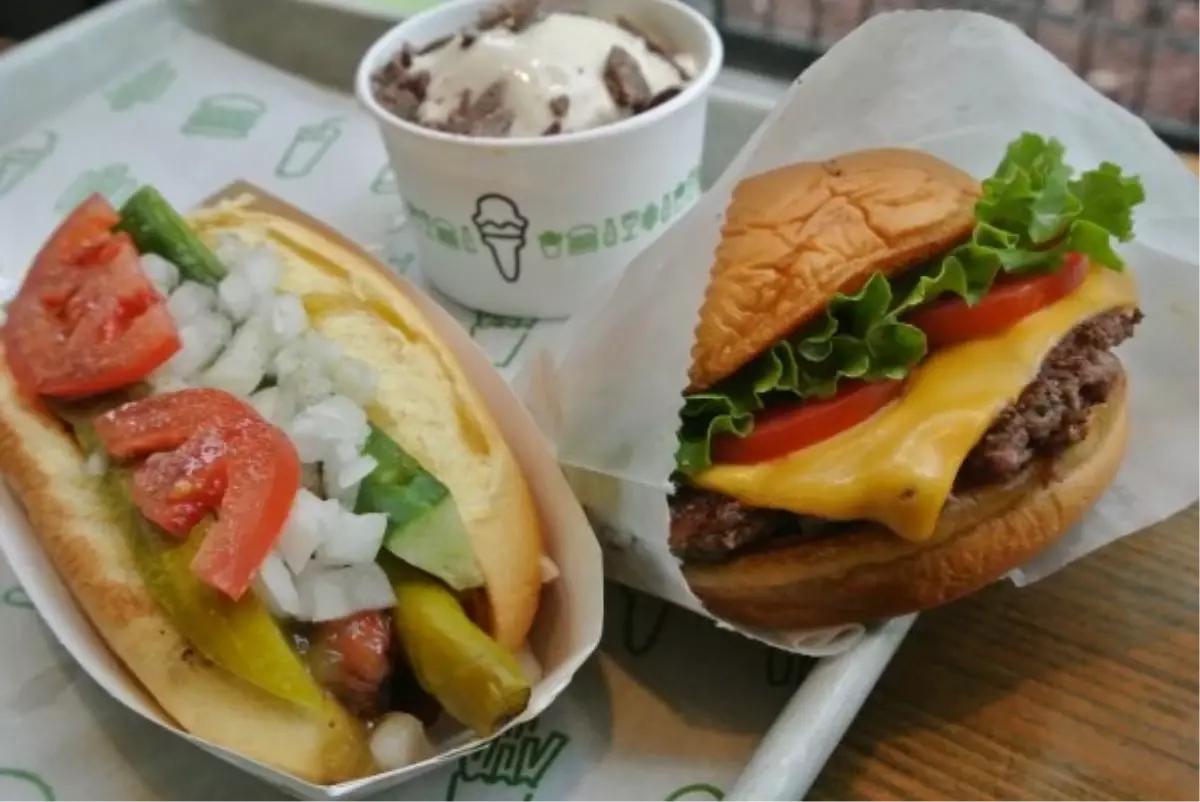 Lezzet Dahisi Shake Shack\'tan Mart Ayında İki Yeni Restoran