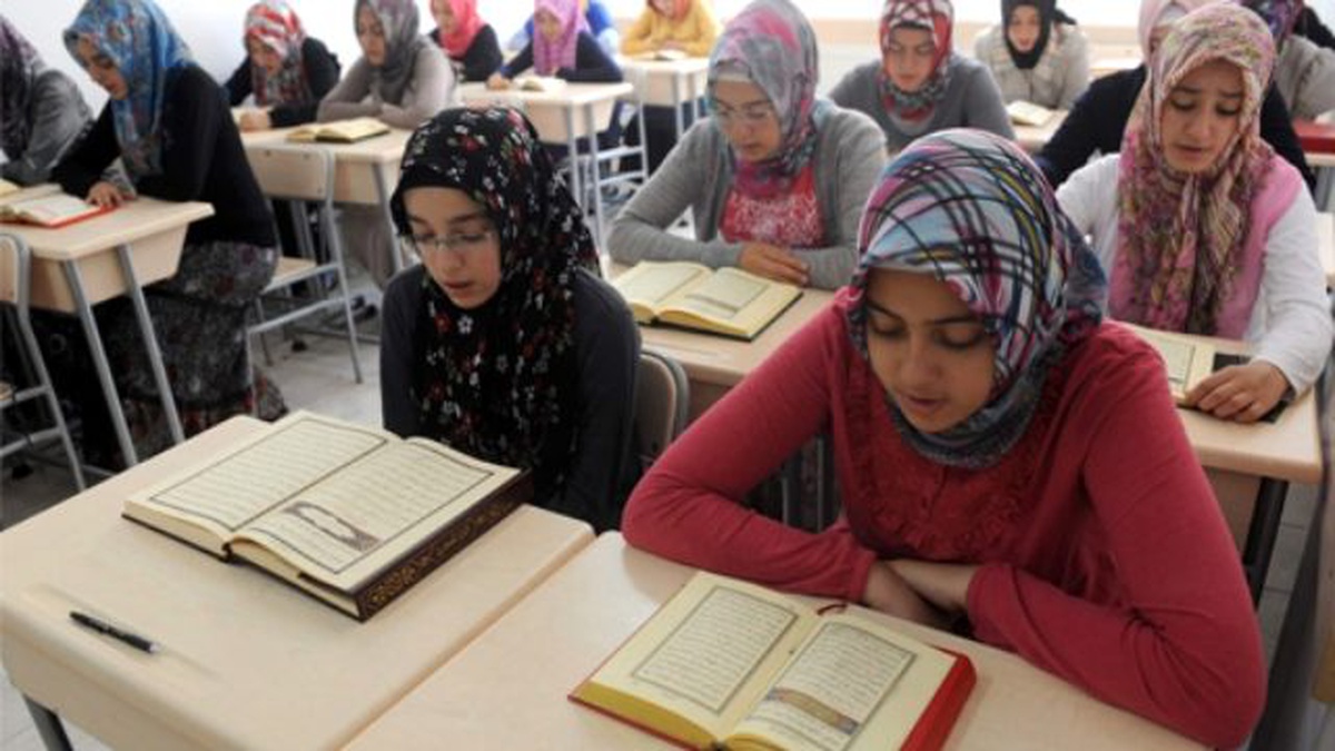 Malazgirt\'te Akşam Kur\'an Kurslarına Yoğun İlgi