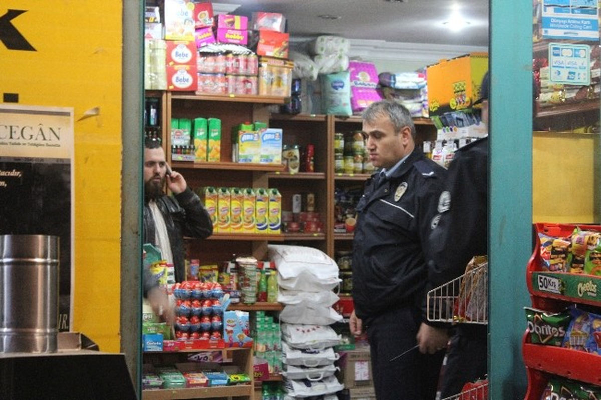 Market Sahibi Soygunu Kamera Şakası Sandı
