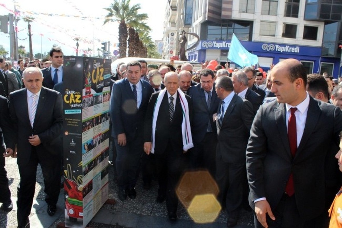 MHP Genel Başkanı Bahçeli Karşıyaka\'da