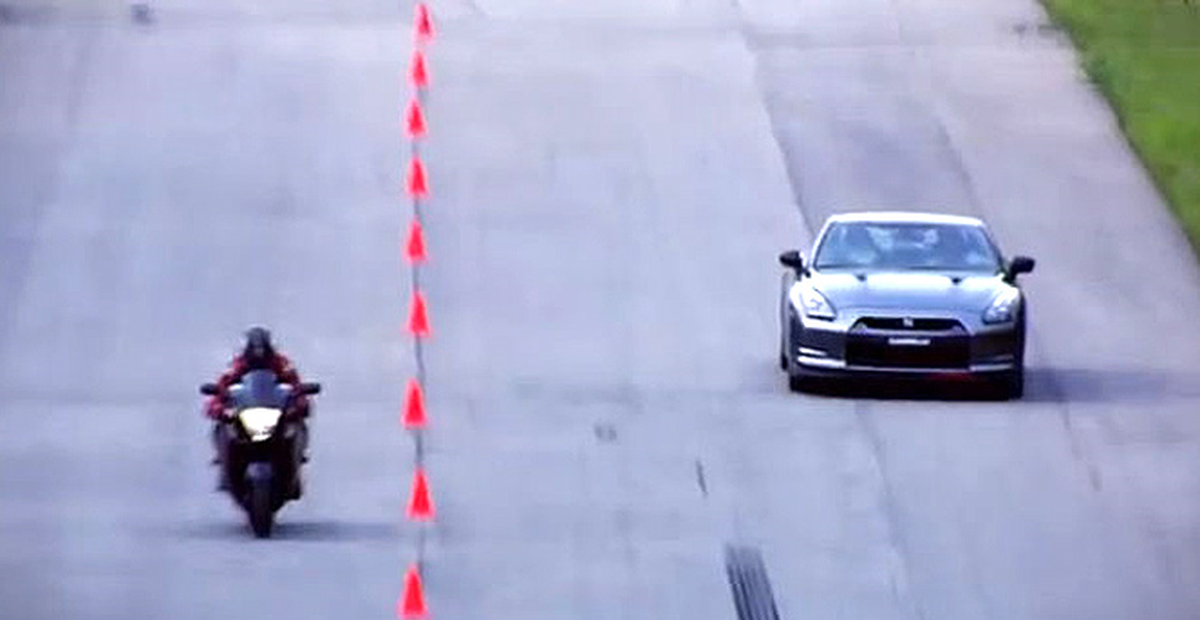 Motosikletiyle Saatte 316 Kilometre Hız Yaptı